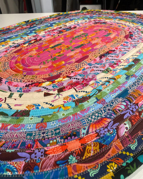 *Fluent* Oval rug